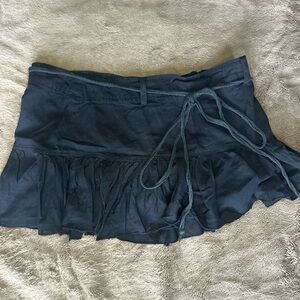 Raviya Black Ruffled Skirt